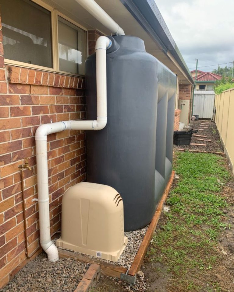 Choosing the Right Rainwater Tank Size for Queensland Homes
