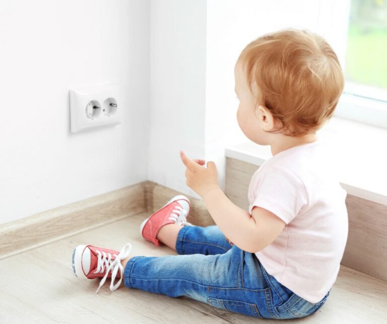 Melbourne Parents: Kids and Electricity Safety Tips