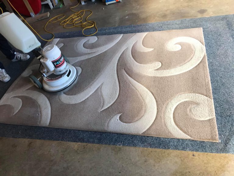 Rug Cleaning Methods: Choosing Between Steam and Dry by Fibre Type